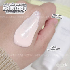 Kem Chống Nắng Kiềm Dầu Và Nâng Tone SKIN1004 Madagascar Centella SPF 50+ PA++++