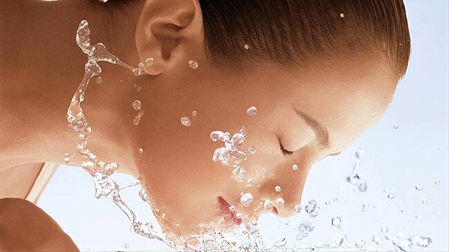 5-buoc-cham-soc-da-mat-dung-cach-ban-gai-can-nam-long-de-co-lan-da-dep-khoe-hinh-anh-2-1 5 buoc cham soc da mat dung cach ban gai can nam long de co lan da dep khoe hinh anh 2