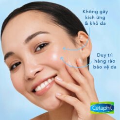 Sữa rửa mặt tạo bọt dịu lành cho da nhạy cảm Cetaphil Hydrating Foaming